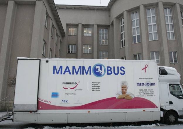Kulesze Kościelne. Kobietom które zdecydują się na badanie mammografem wójt podaruje kwiaty Kulesze Kościelne. Kobietom które zdecydują się na badanie mammografem wójt podaruje kwiaty
