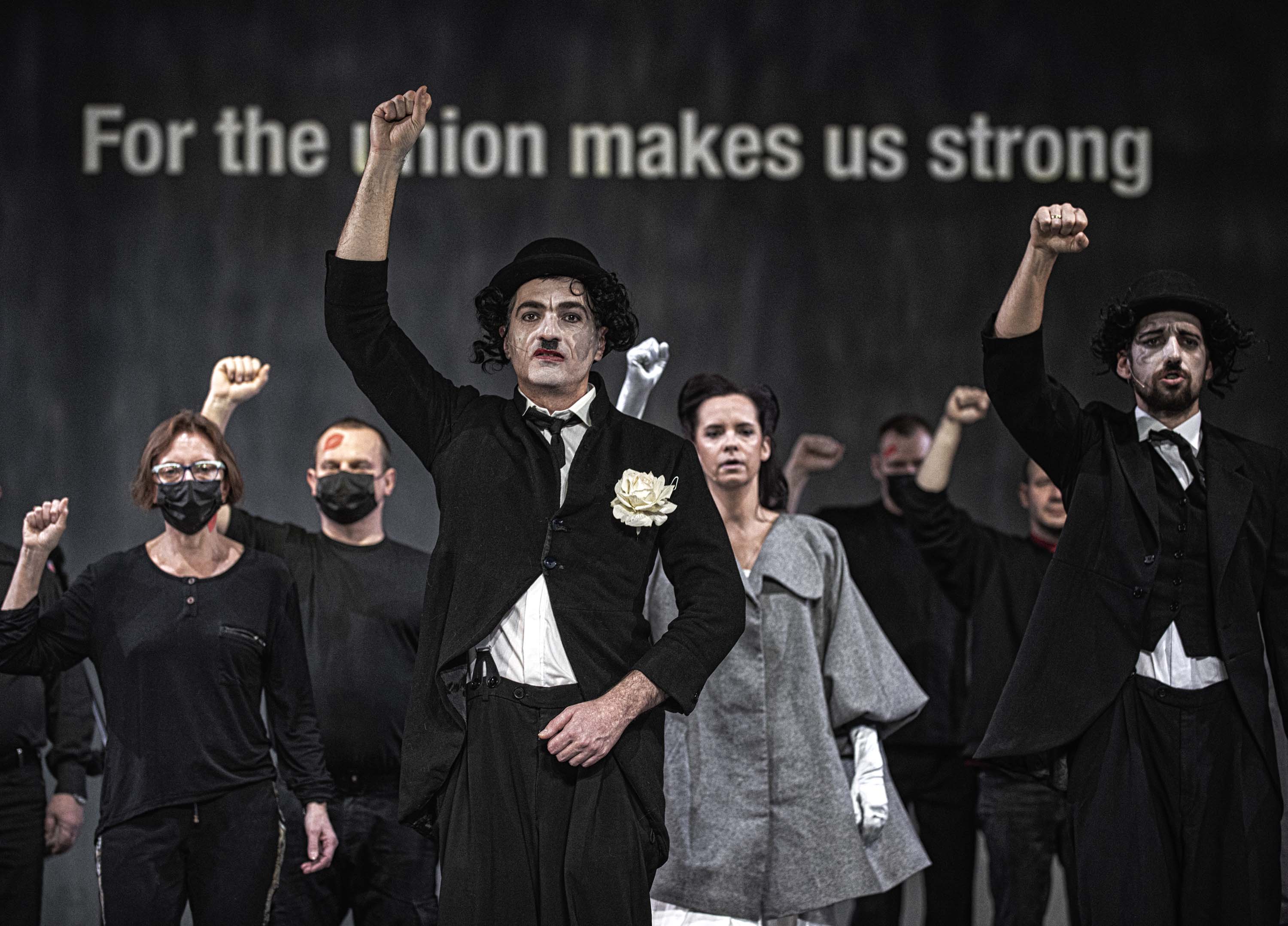 Chaplin_rez.W.Rubin_fot.M. Hueckel (13) Chaplin_rez.W.Rubin_fot.M. Hueckel (13)